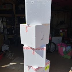 4 Uline Insulated Foam Chests With Ice Packs