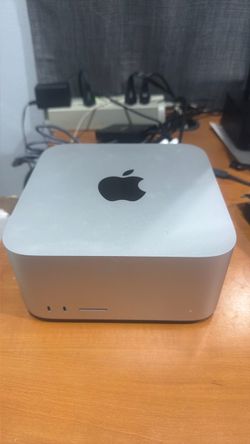 M3 Ultra Mac Studio - 32 Core CPU - 80 Core GPU - 96 GB RAM - 4 Terabyte Flash Storage