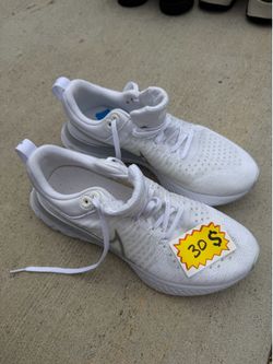 Nike woman’s size 9