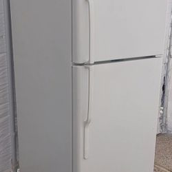 GE ..REFRIGERATOR