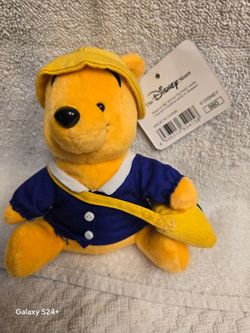Disney Store Winnie the Pooh Plush with Tag