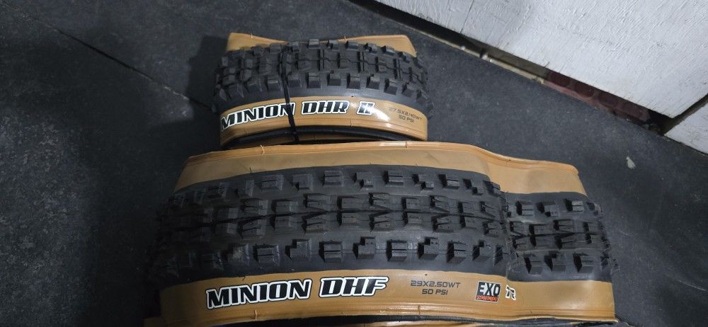 New MTB 29er tires DHR and DHF - $100