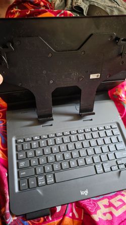Logitech universal folio