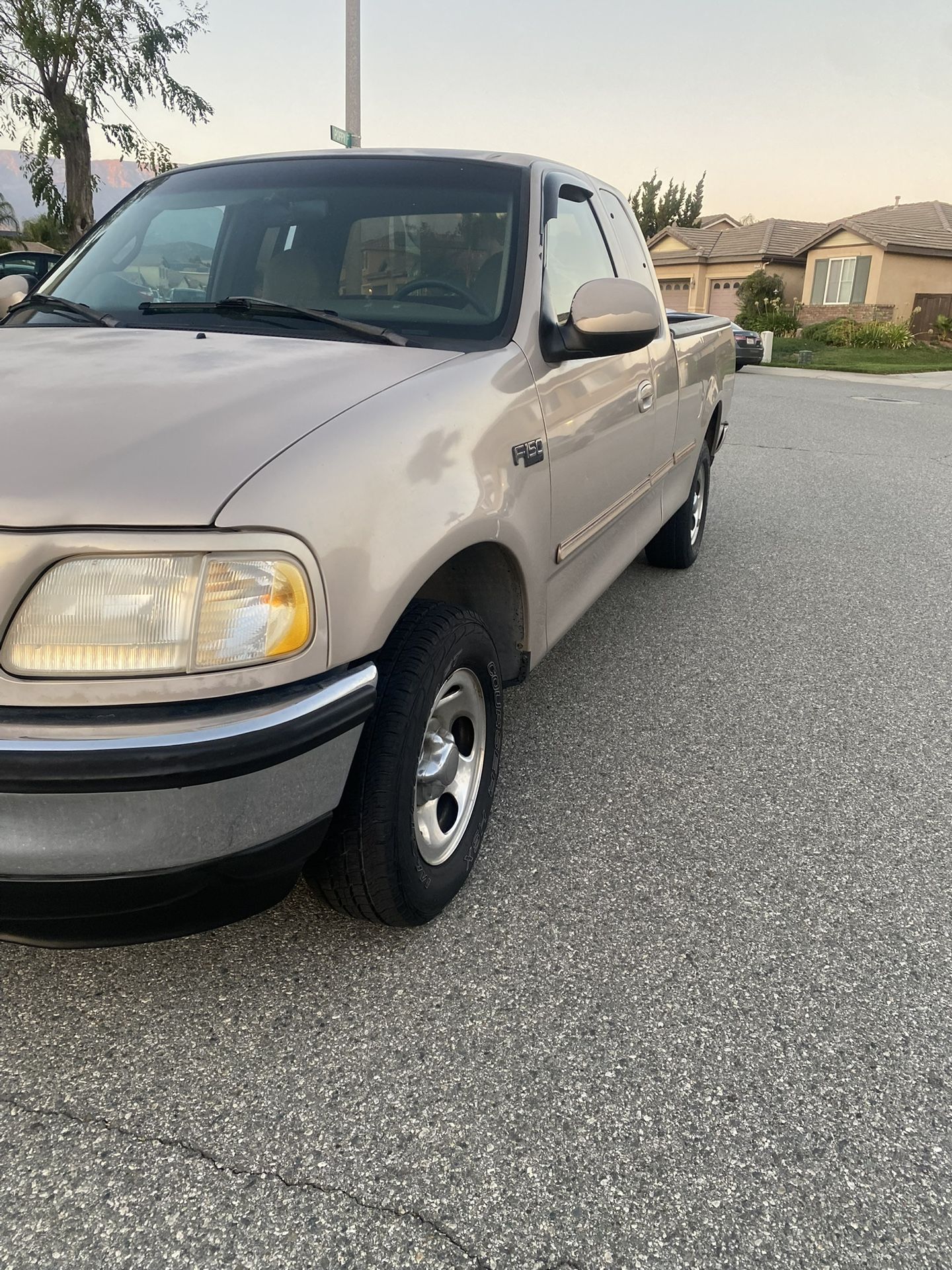 Ford F - 150 Triton 4.6. 1997 V8