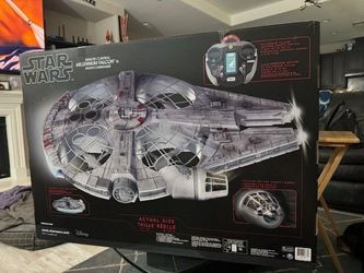 Star Wars Drone RC Millennium Falcon XL Flying Drone 2.4GHz Air Hogs, In Box New