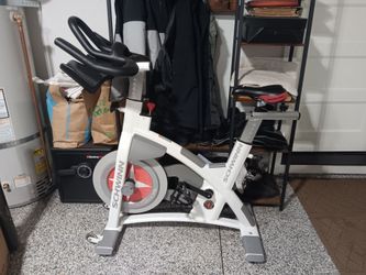 Excellent condition official SCHWINN exercise training bike