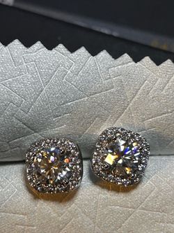 VVS1 Square Moissanite Halo earrings