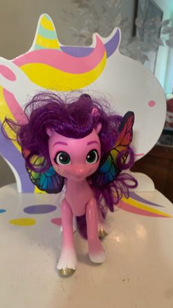 Princess Pipp Petals 6” brushable action fighure from My Little Pony: a New Generation (G5) series by Hasbro My Little Pony Franchise
