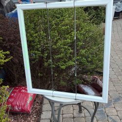 Bathroom wall cabinet 5’-24’-25,7”h. 