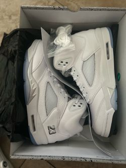 Jordan 5 Retro “ White Metallic”
