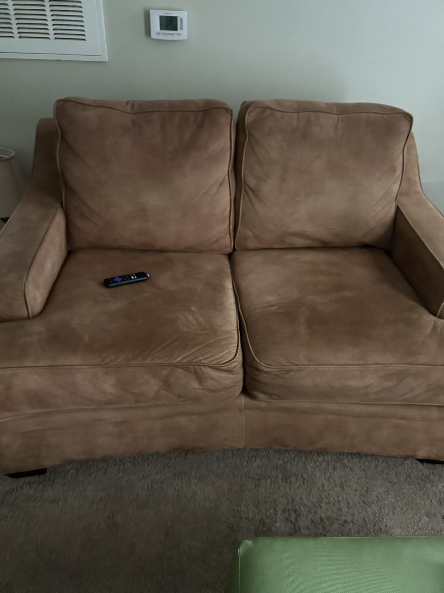 2Love Couch