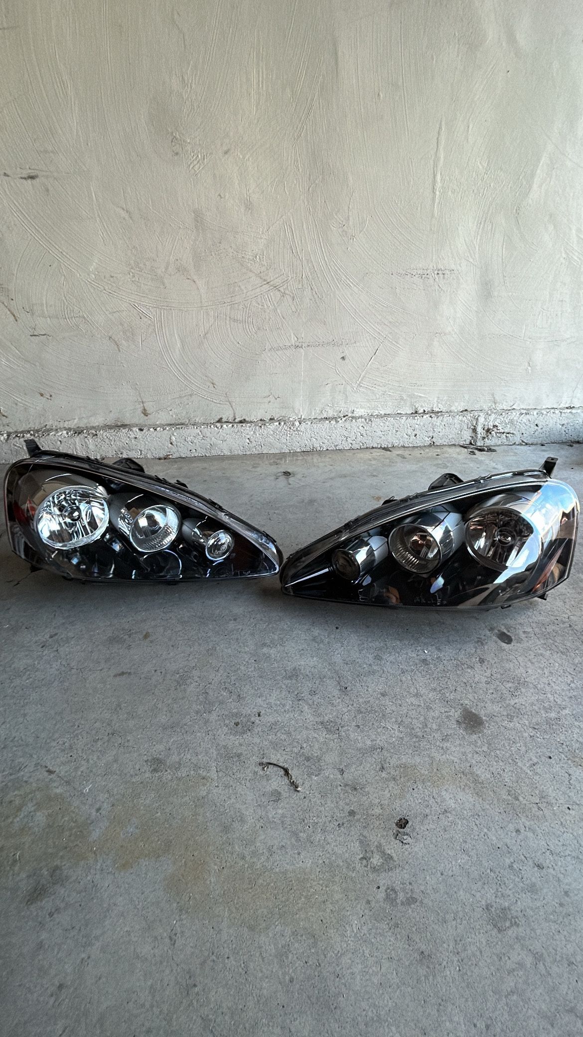 Acura RSX 05/06 Black Housing Headlights