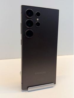 Samsung Galaxy S24 Ultra 256gb. ( Unlocked Phone )