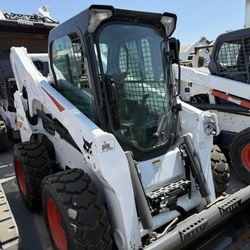 2018 Bobcat S740 Skid Steer Loader Only 2000 Hours