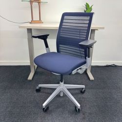 LIKE NEW STEELCASE THINK V2, SILVER FRAME, NAVY BLUE FABRIC, FULLY LOADED WITH LUMBAR SUPPORT! 