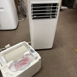 Costway 10000 BTU Portable Air Conditioner 3-in-1 Air Cooler with Fan Dehum Sleep Mode