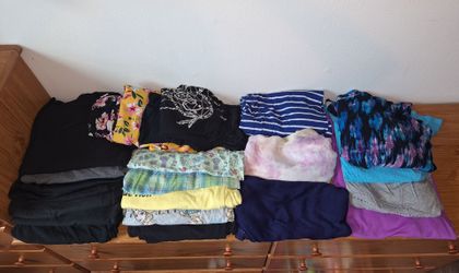 2X Clothing Lot