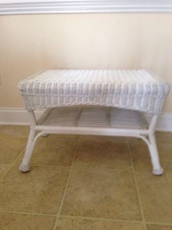 White wicker table