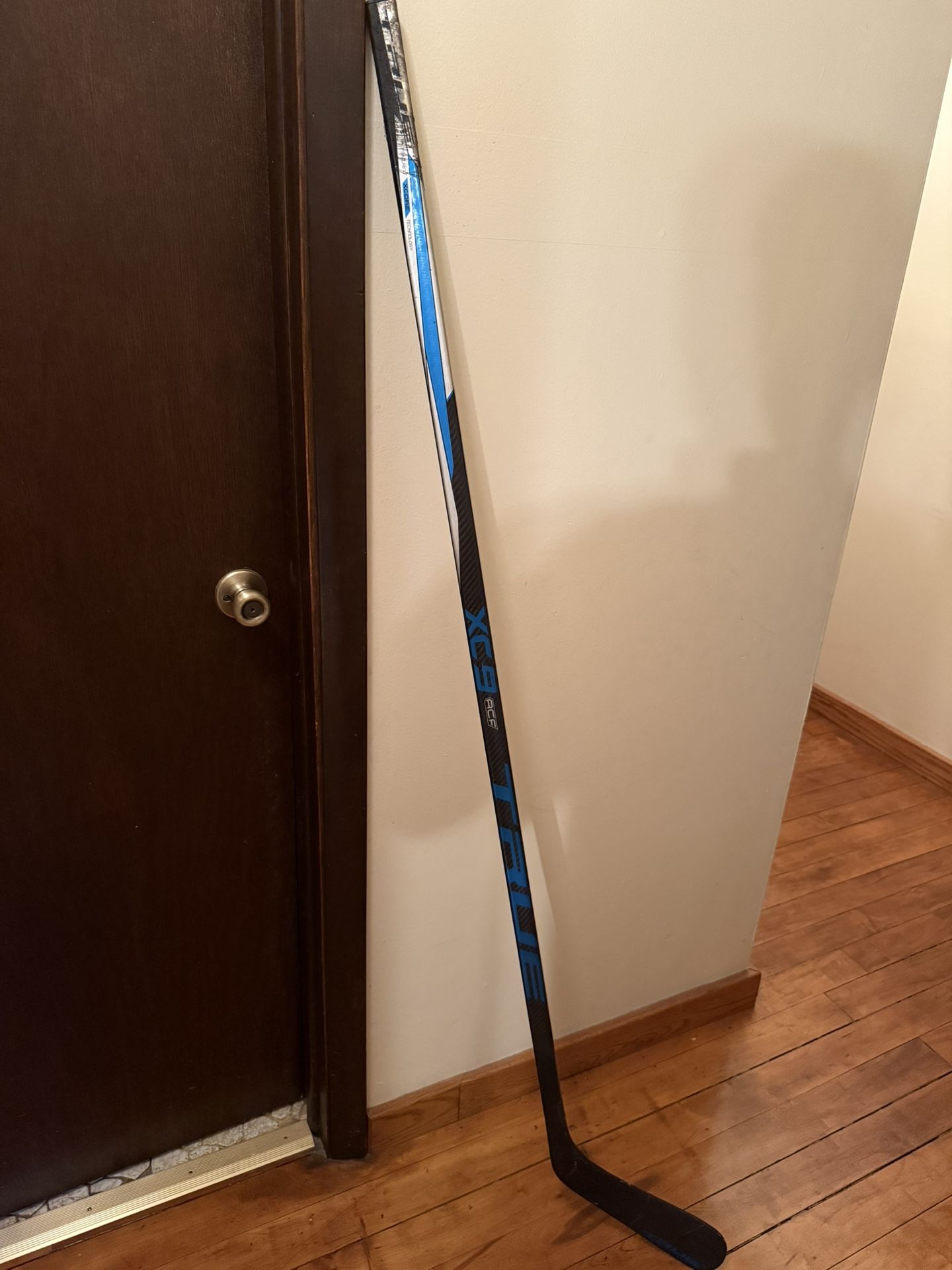 TRUE XC9 ACF Left Hand hockey Stick