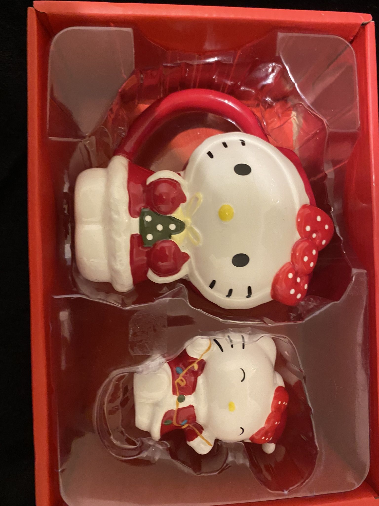 Hello Kitty Mug And Figure