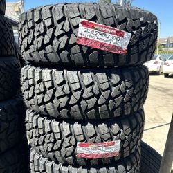 31x10.50R15 Landspider Mud Terrain Set of brand new tires installed and balanced, set de llantas nuevas instaladas y balanceadas