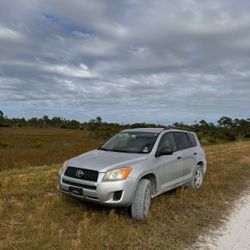 2009 Rav 4