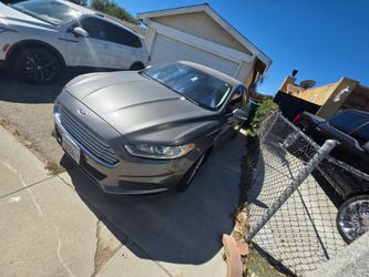 2014 Ford Fusion clean
