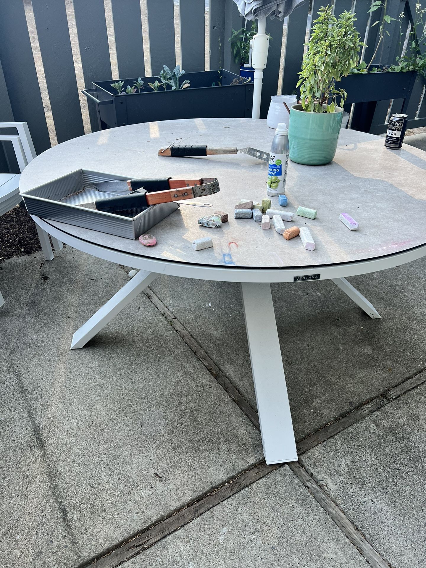 Portola Dining table