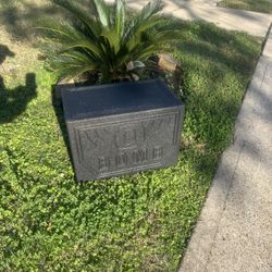 WORKING Q BOMB 12” SUBWOOFER BOX