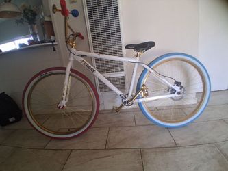 THRONE BIKE CUSTOM