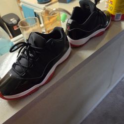 Air Jordan 11 Low Top Bred Sz 13