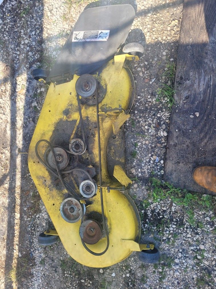 ((READ AD))(($300 Firm))((48" L--SERIES Johndeere Deck)) Riding Mower 