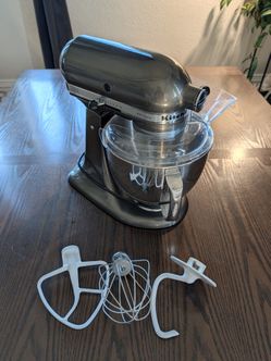 KitchenAid Artisan Stand Mixer with Attachments 5 quart