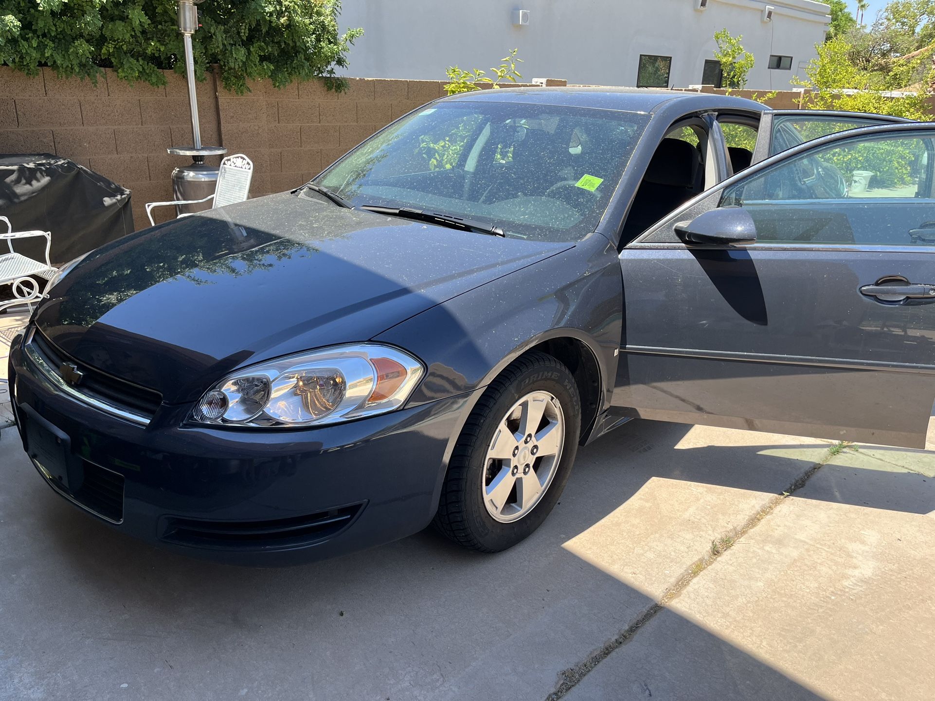 Chevy Impala 2009 LT very low miles 76,000 miles