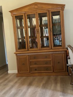 Large Lighted China Cabinet / Display Hutch – Glass Doors & Storage