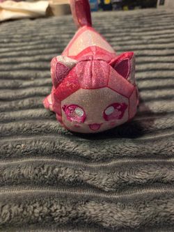 The Aphmau MeeMeows Rose Quartz
