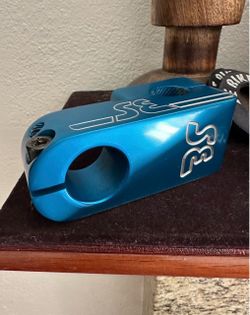 SE Anniversary Stem