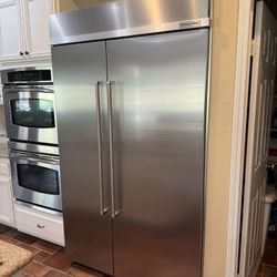 48” Kitchenaid Refrigerator With Ice Dispenser