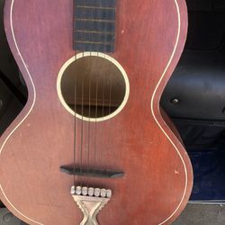 1940 Acoustic Guitar 
