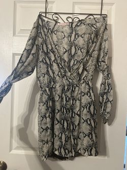 Women’s Romper Size Small 