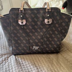 Guess Tote