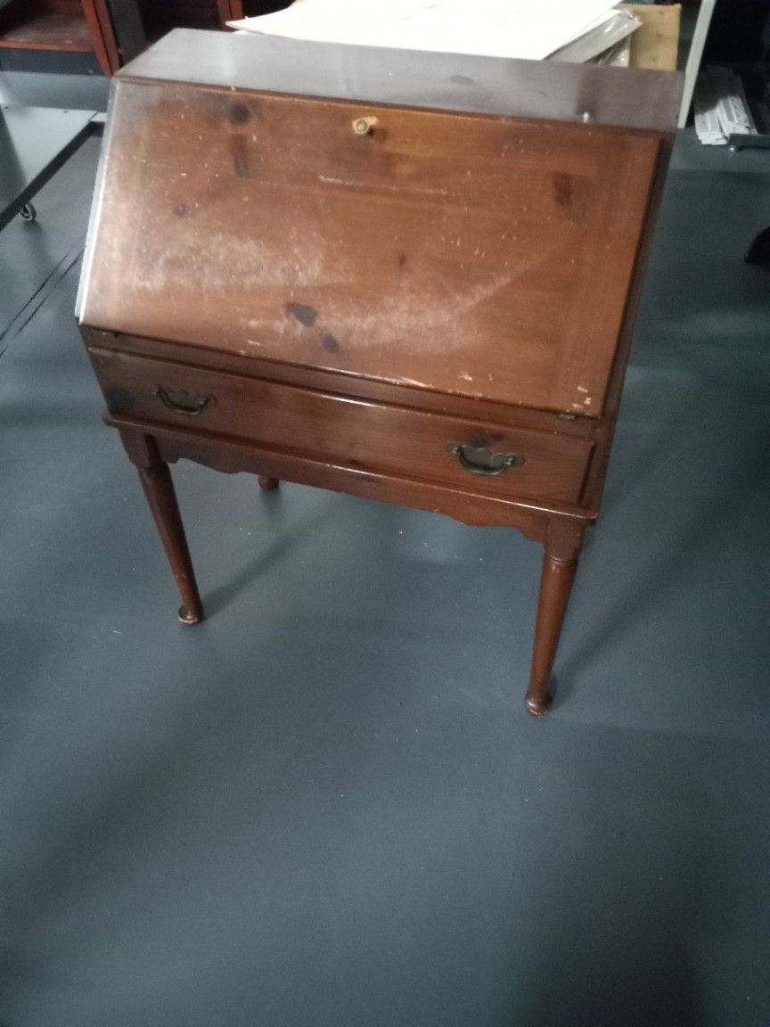 Queen Anne Style Mahogany Secretary Desk