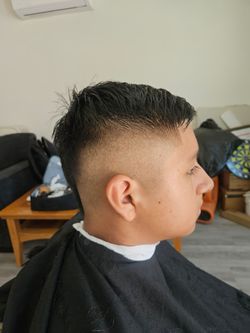 Barber cape
