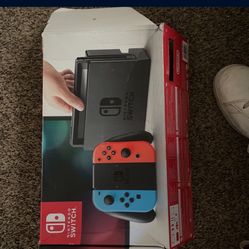 Nintendo Switch Console And Controllers 