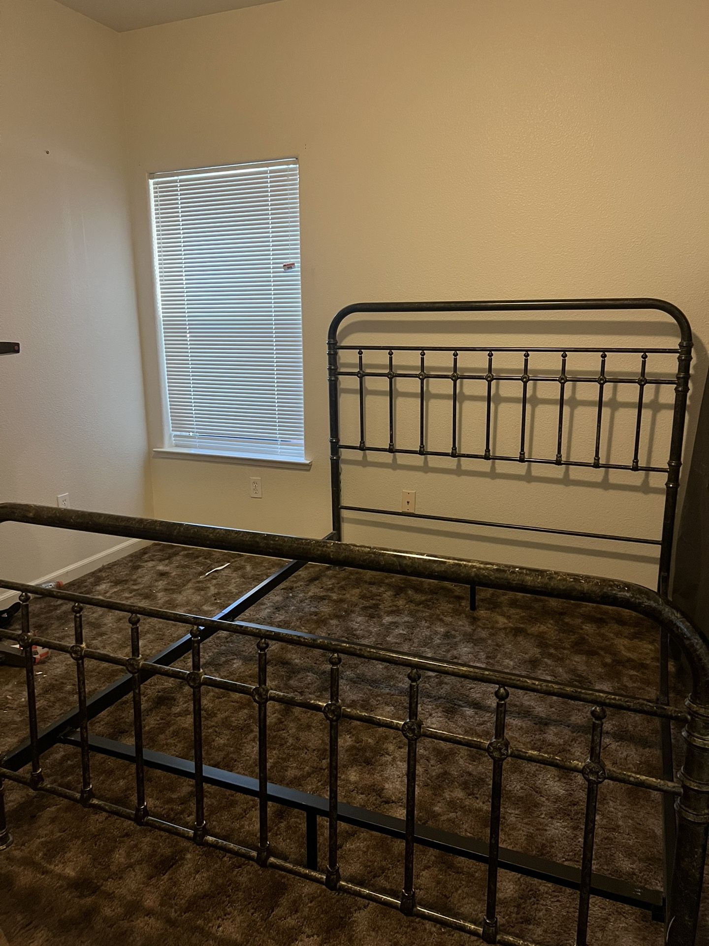 Free Queen Bed Frame Head/Foot Board