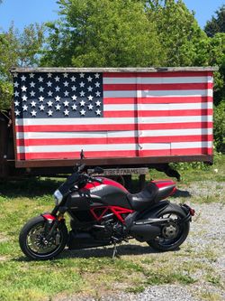 Ducati Diavel Carbon