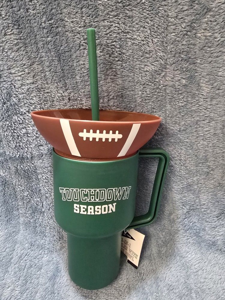 2024 Target Bullseye 2in1 Green Tumbler w/Snack Bowl 31.55oz Football Touchdown