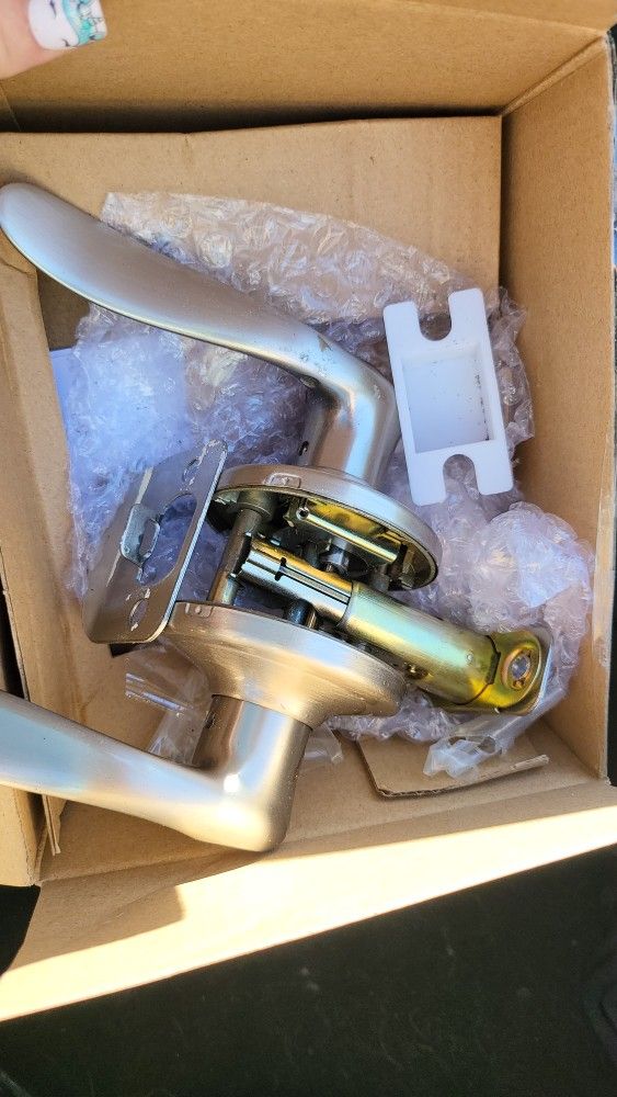 20 Interior Door Handles W/hardware