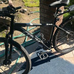 Trek Marlin 6 Bicycle 