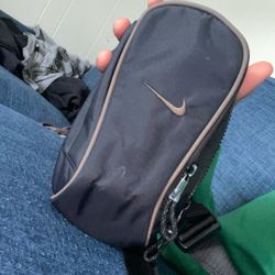 Nike Sportswear Essentials Crossbody Bag